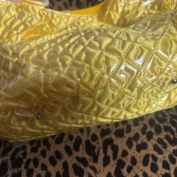 Gabaany Yellow Quilted Tote Bag NWT Patent Shine Rope Handle Y2K Festival - Picture 5 of 7